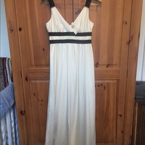 BCGB Maxazria Dress size 4 NWT Off White/Black